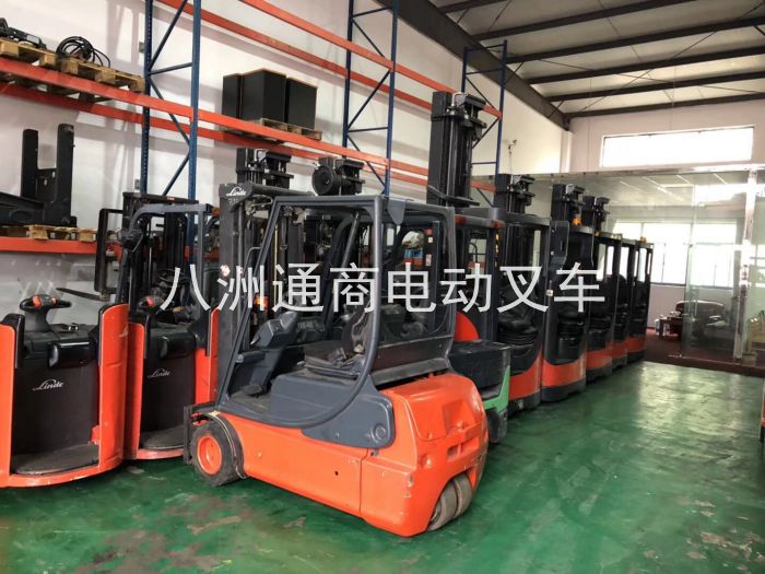 德國(guó)原裝進(jìn)口二手林德電動(dòng)叉車 (8)