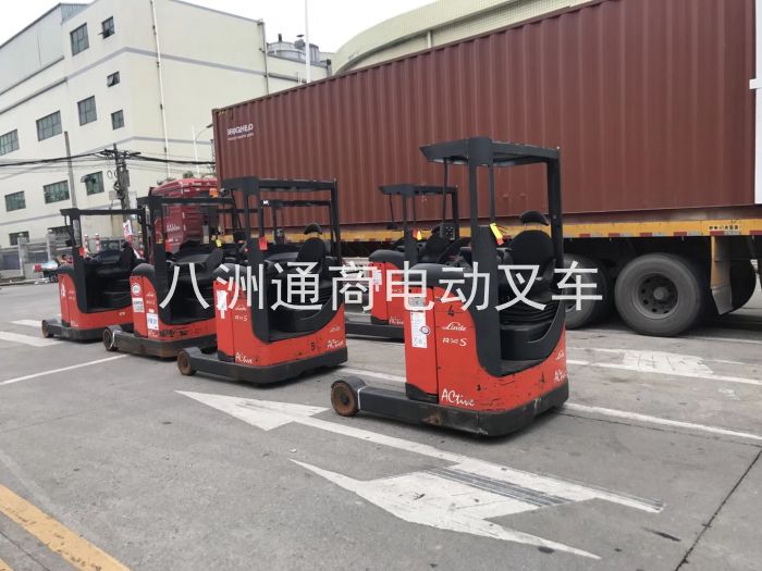 德國原裝進(jìn)口二手林德電動(dòng)叉車 (12)