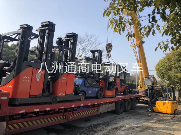 德國原裝進(jìn)口二手林德電動(dòng)叉車 (22)